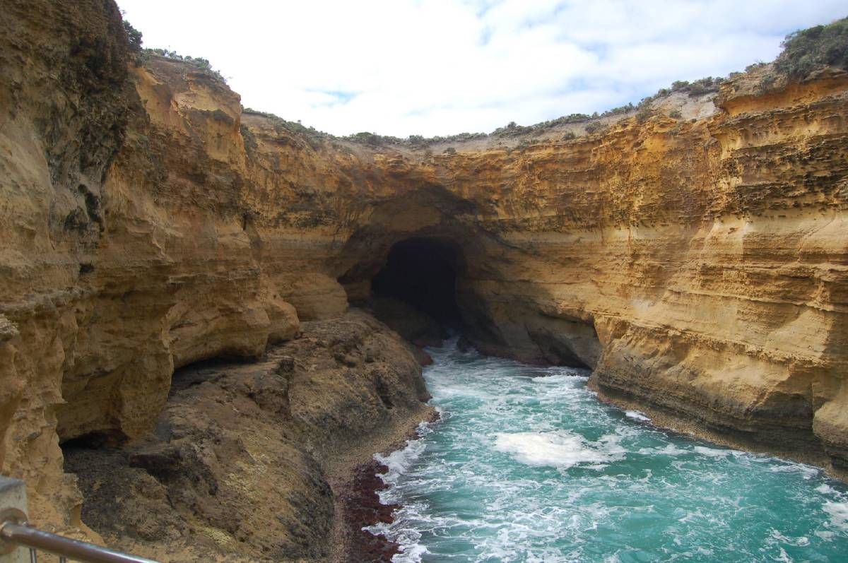 thunder cave thunder cave