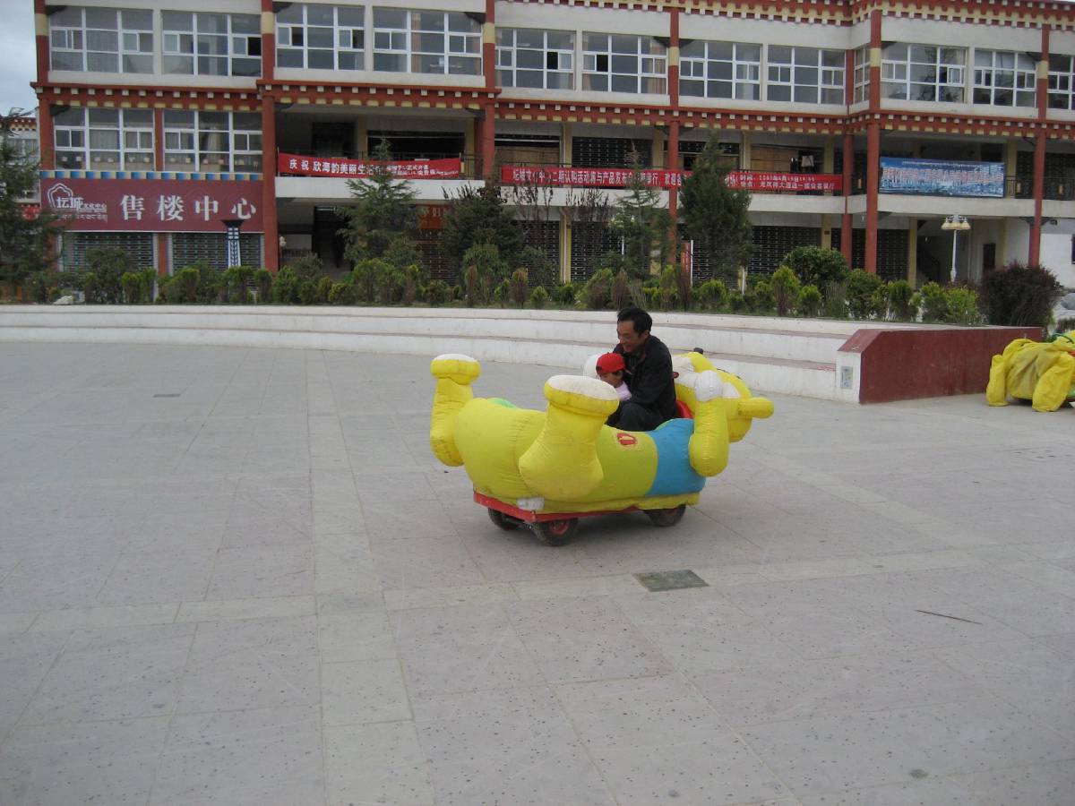 weird park rides weird park rides
