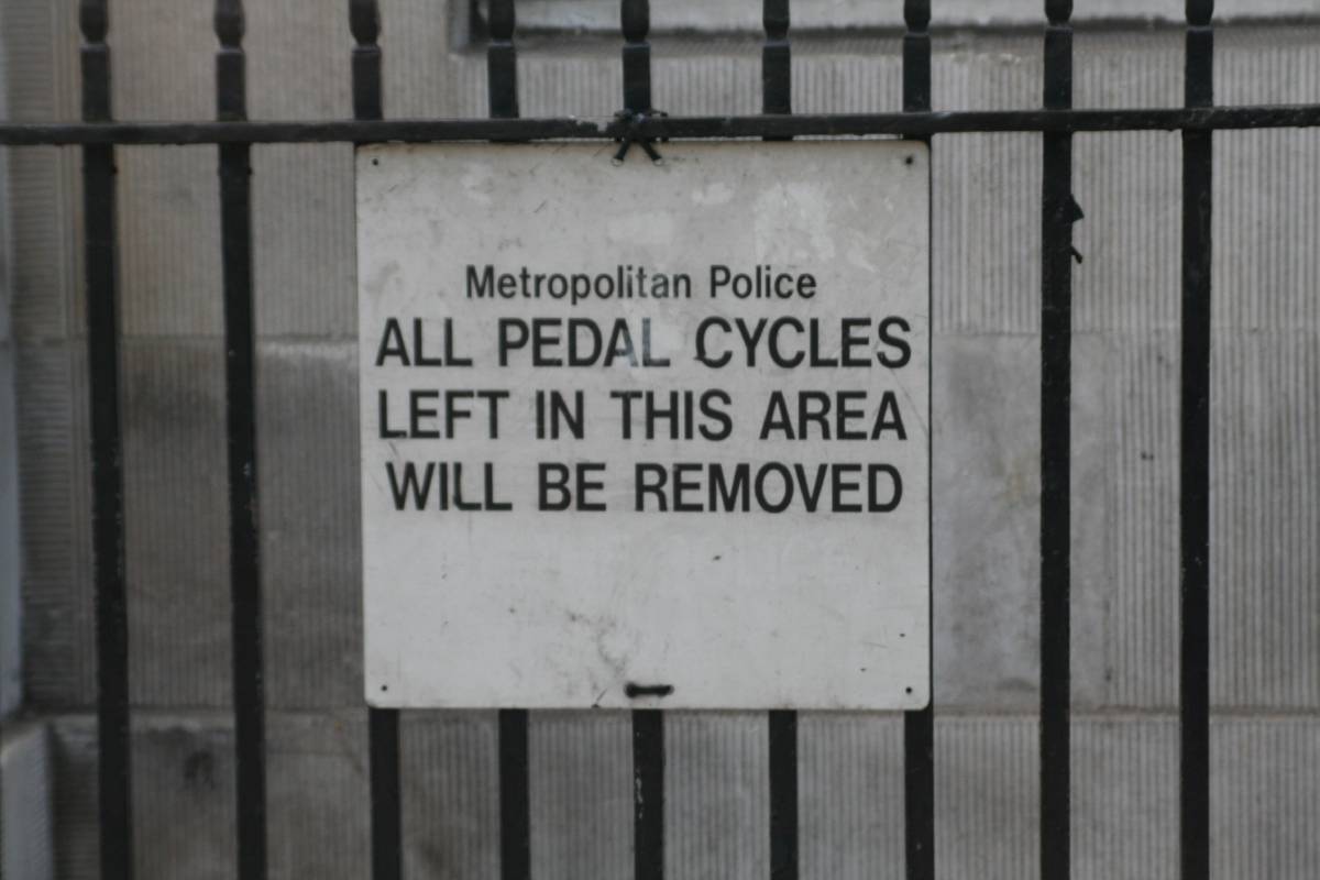 no bike parking here no bike parking here