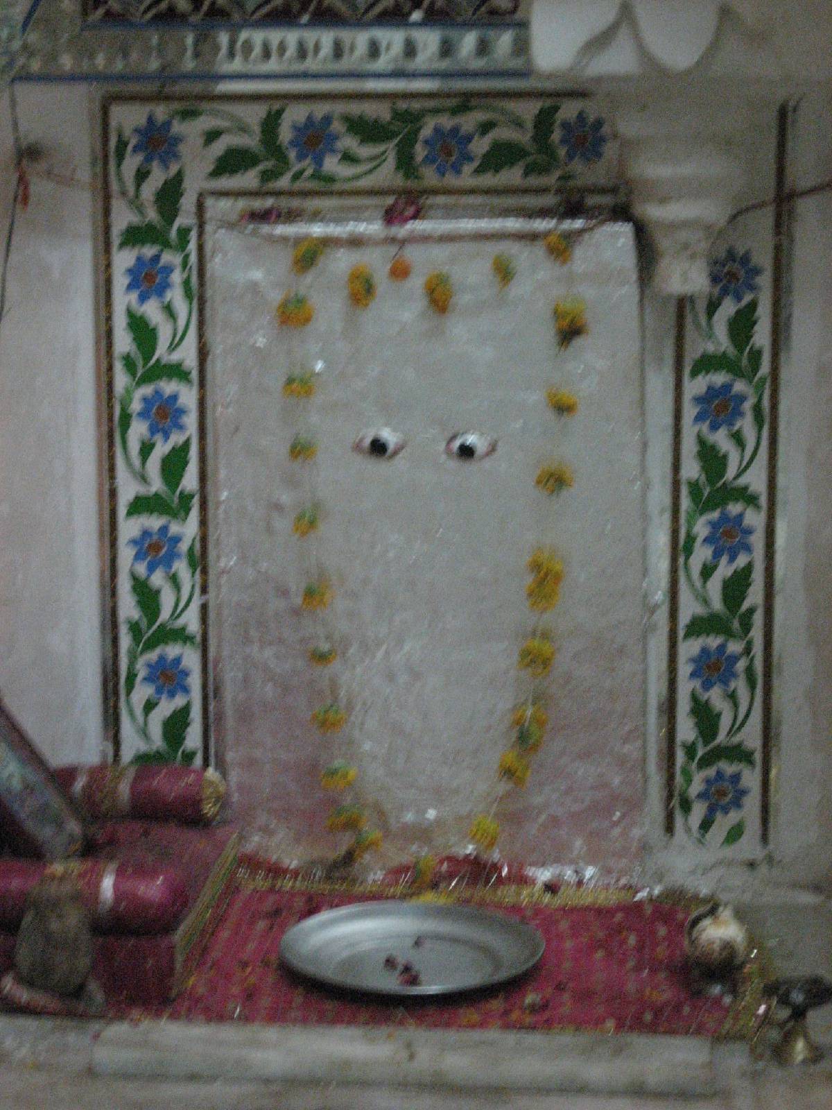 shrine in bagore ki haveli shrine in bagore ki haveli