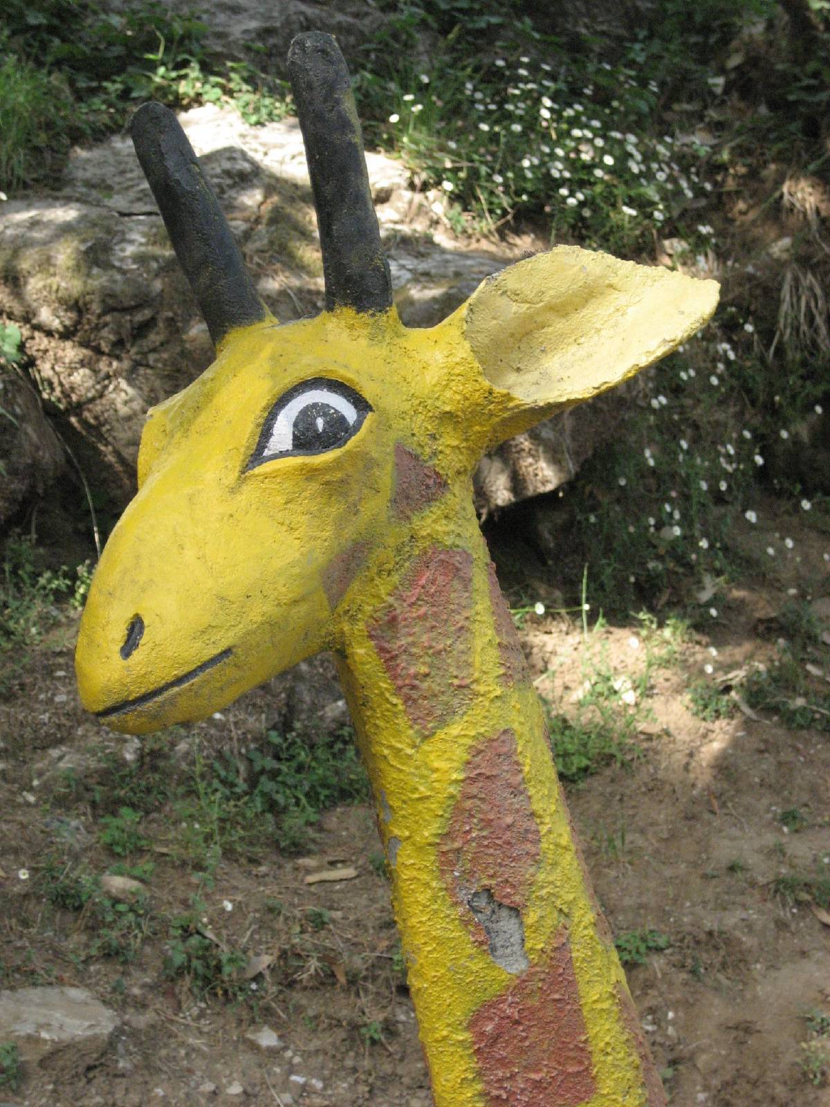 giraffe art at mussoorie