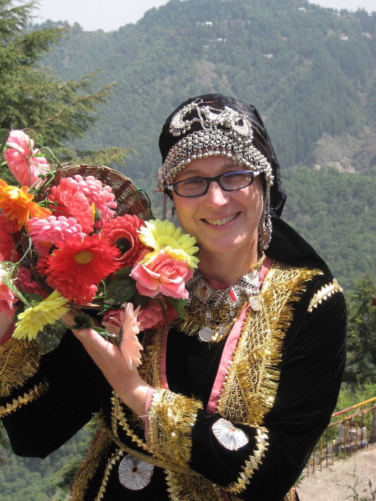 lolo in garhwali dress