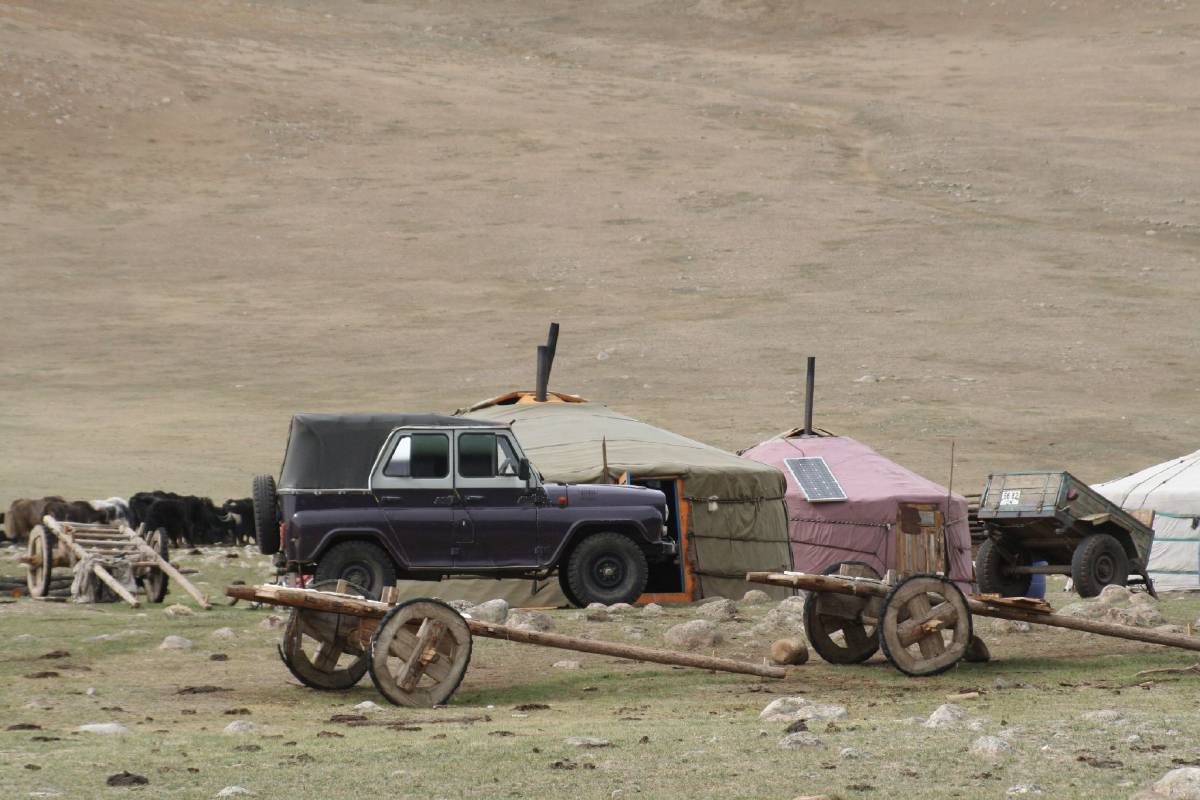 ger camp with jeep ger camp with jeep