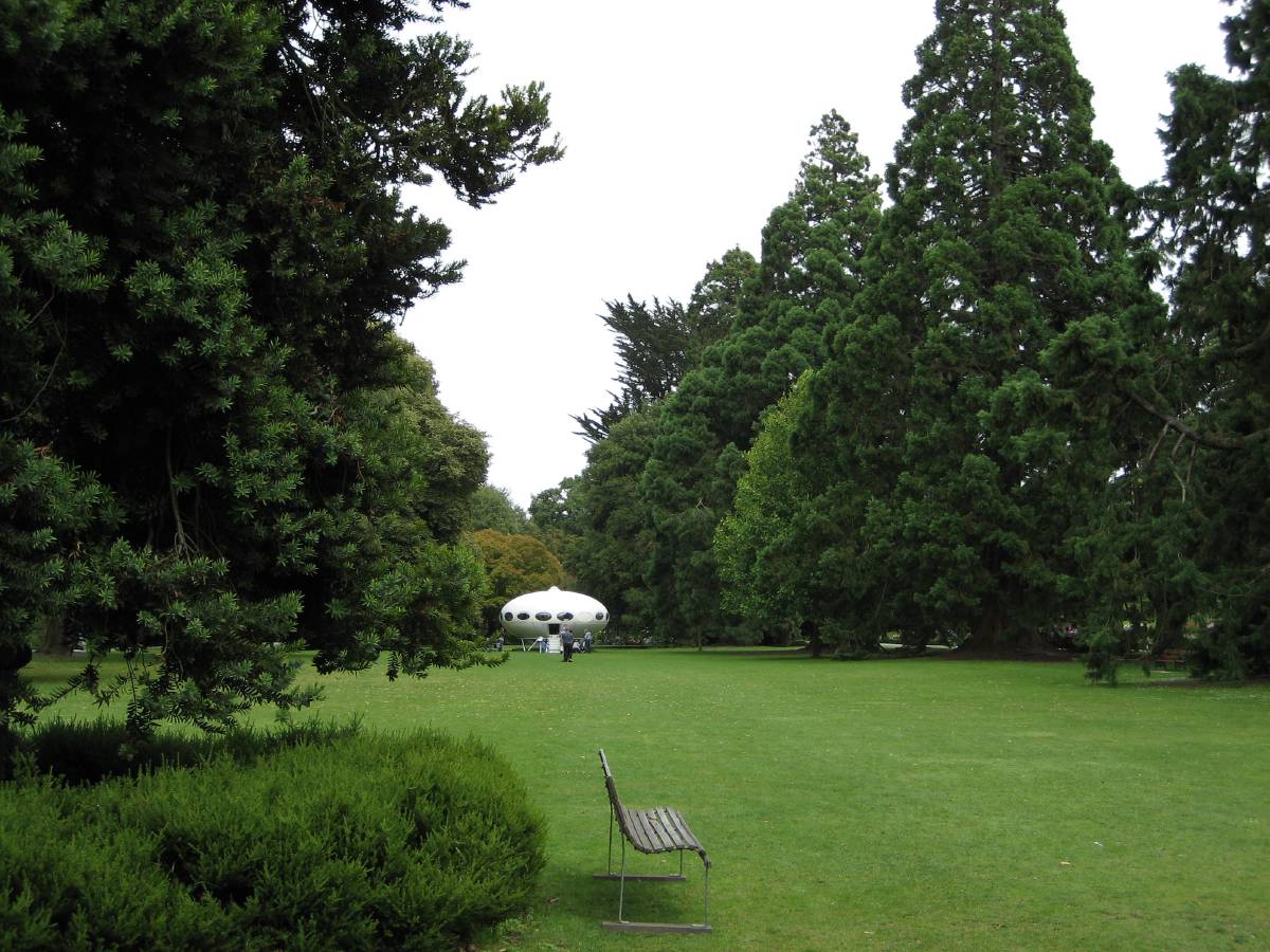 Is that a UFO in the botanical gardens Is that a UFO in the botanical gardens