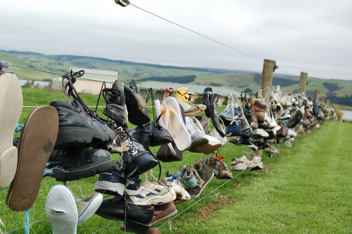Shoe Fence Shoe Fence